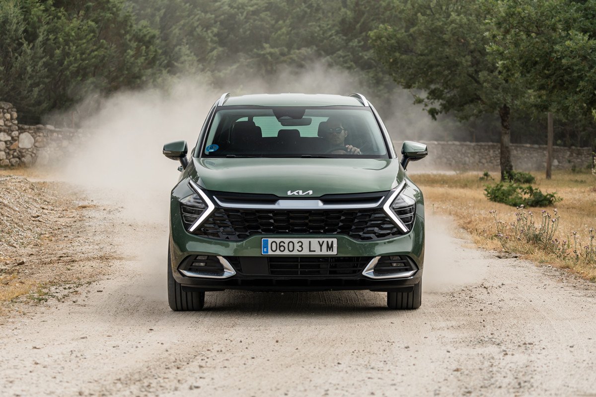 Prueba Kia Sportage PHEV y diésel: analizamos sus últimos motores