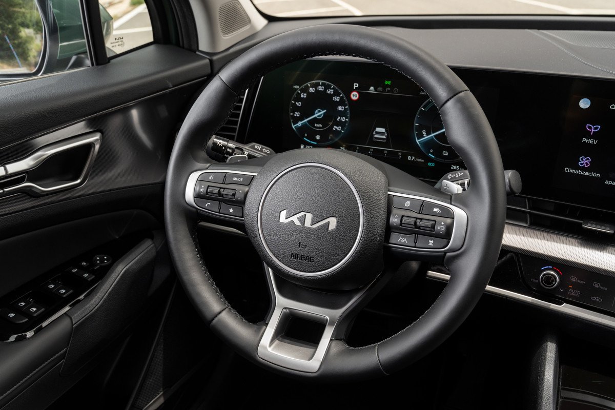 Prueba Kia Sportage PHEV y diésel: analizamos sus últimos motores