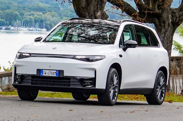 El debut europeo de Leapmotor: la nueva marca china de Stellantis
