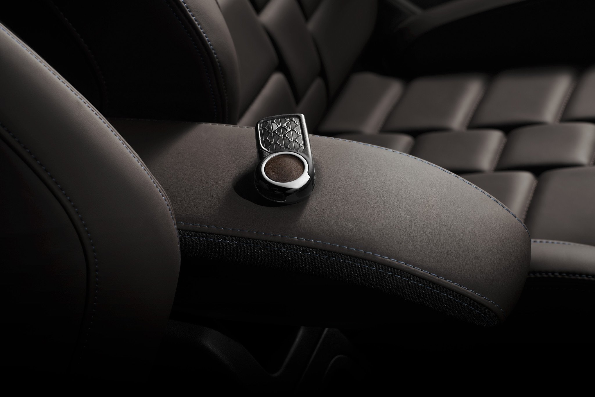 Nuevos DS 3 y DS 3 Cabrio: más conectados y más seguros