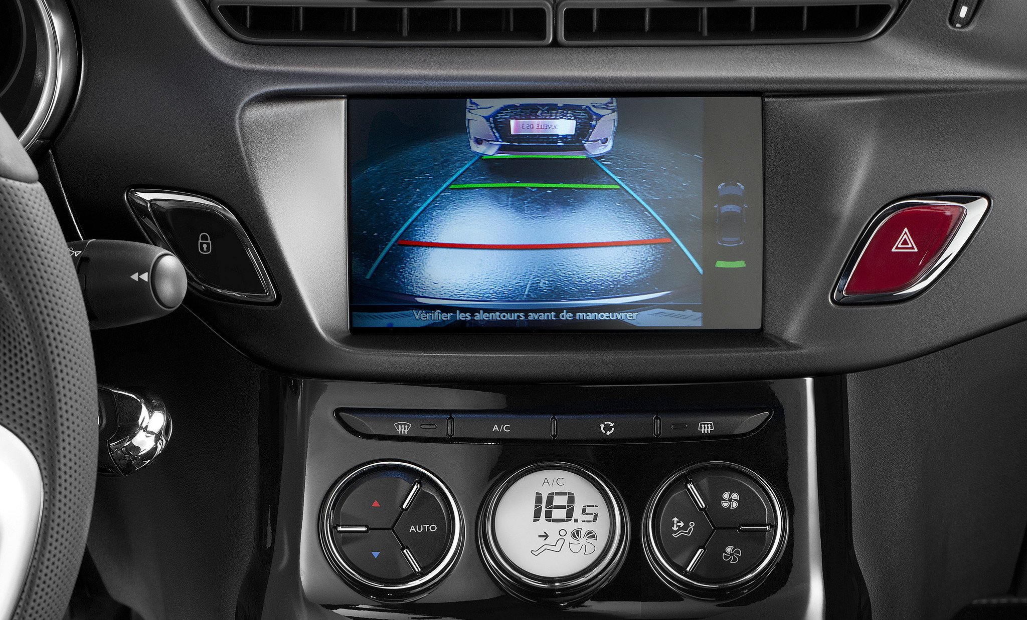 Nuevos DS 3 y DS 3 Cabrio: más conectados y más seguros