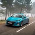 Nuevo Toyota Prius Plug-in: así es el nuevo híbrido enchufable con techo solar