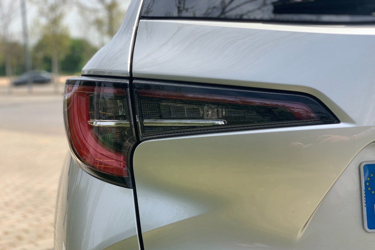 Prueba del Toyota Corolla Touring Sport 125H hybrid: opinión, maletero, precio...
