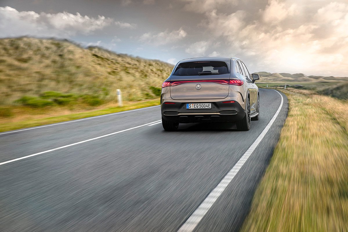 Mercedes EQE SUV