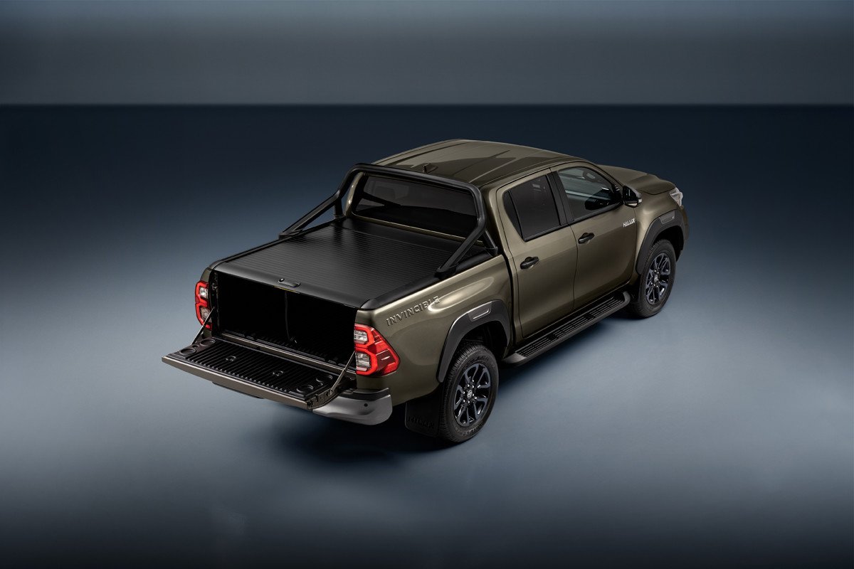 El Toyota Hilux se vuelve ahora más atractivo con un motor híbrido y etiqueta Eco 