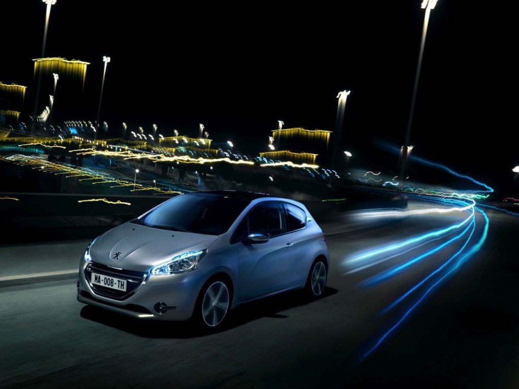 Nuevos Coches: Peugeot 208 Ice Velvet, sólo a través de Internet