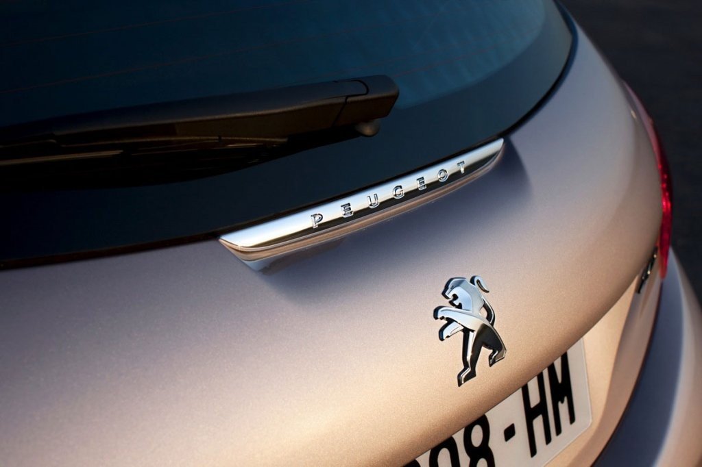 Nuevos Coches: Peugeot 208 Ice Velvet, sólo a través de Internet