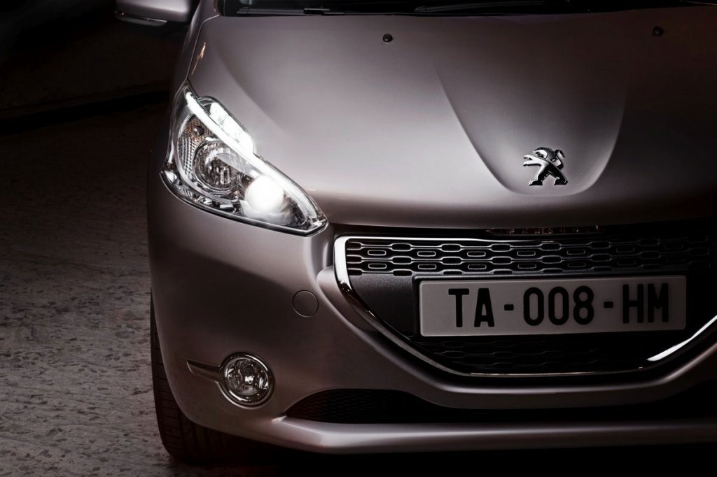 Nuevos Coches: Peugeot 208 Ice Velvet, sólo a través de Internet