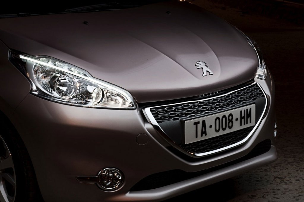 Nuevos Coches: Peugeot 208 Ice Velvet, sólo a través de Internet