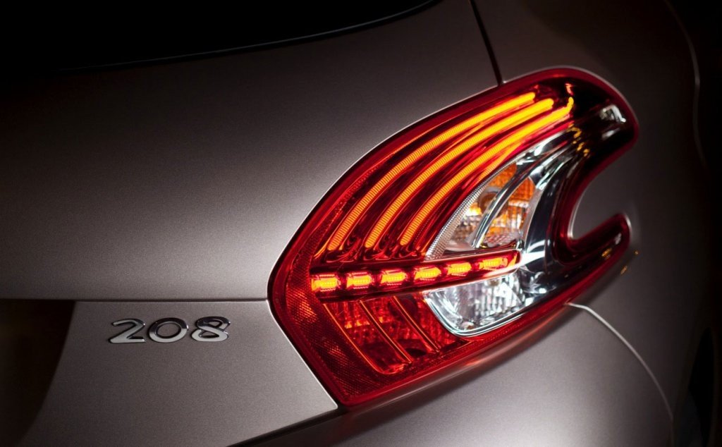 Nuevos Coches: Peugeot 208 Ice Velvet, sólo a través de Internet