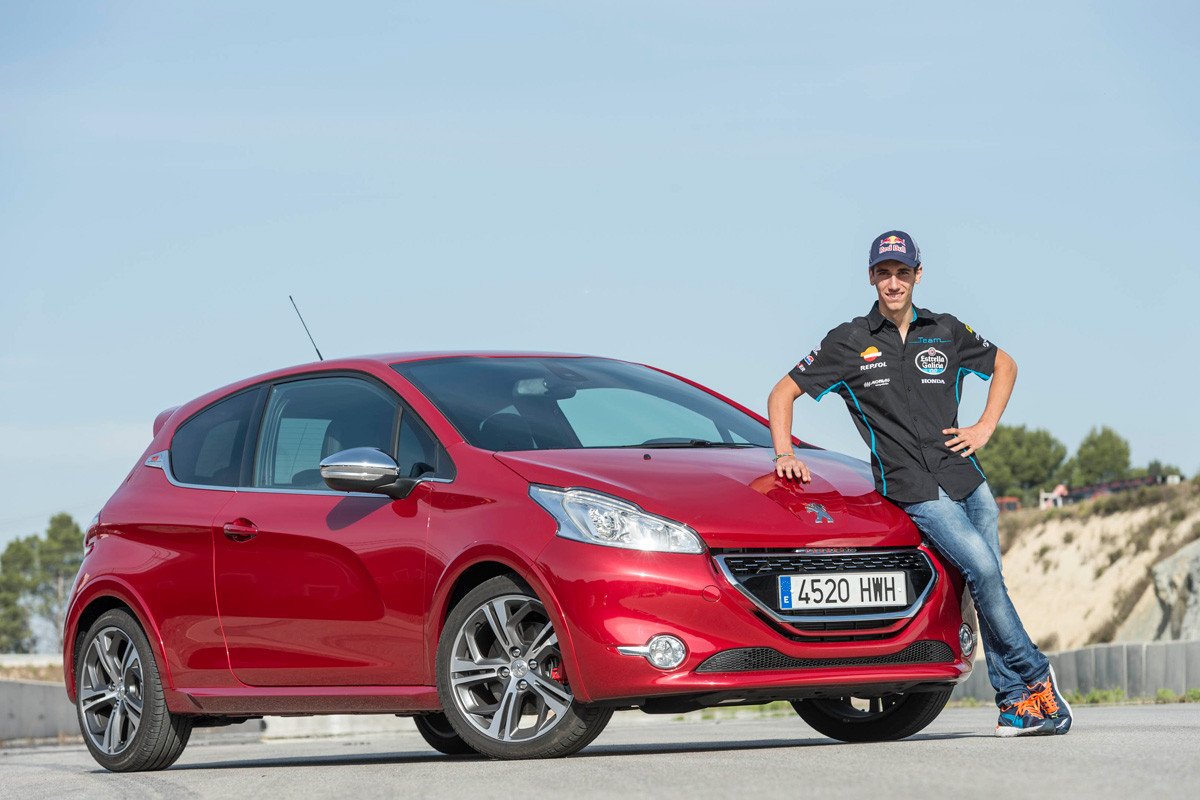 Maverik Viñales y Álex Rins: nuevos embajadores del Peugeot 208 GTI