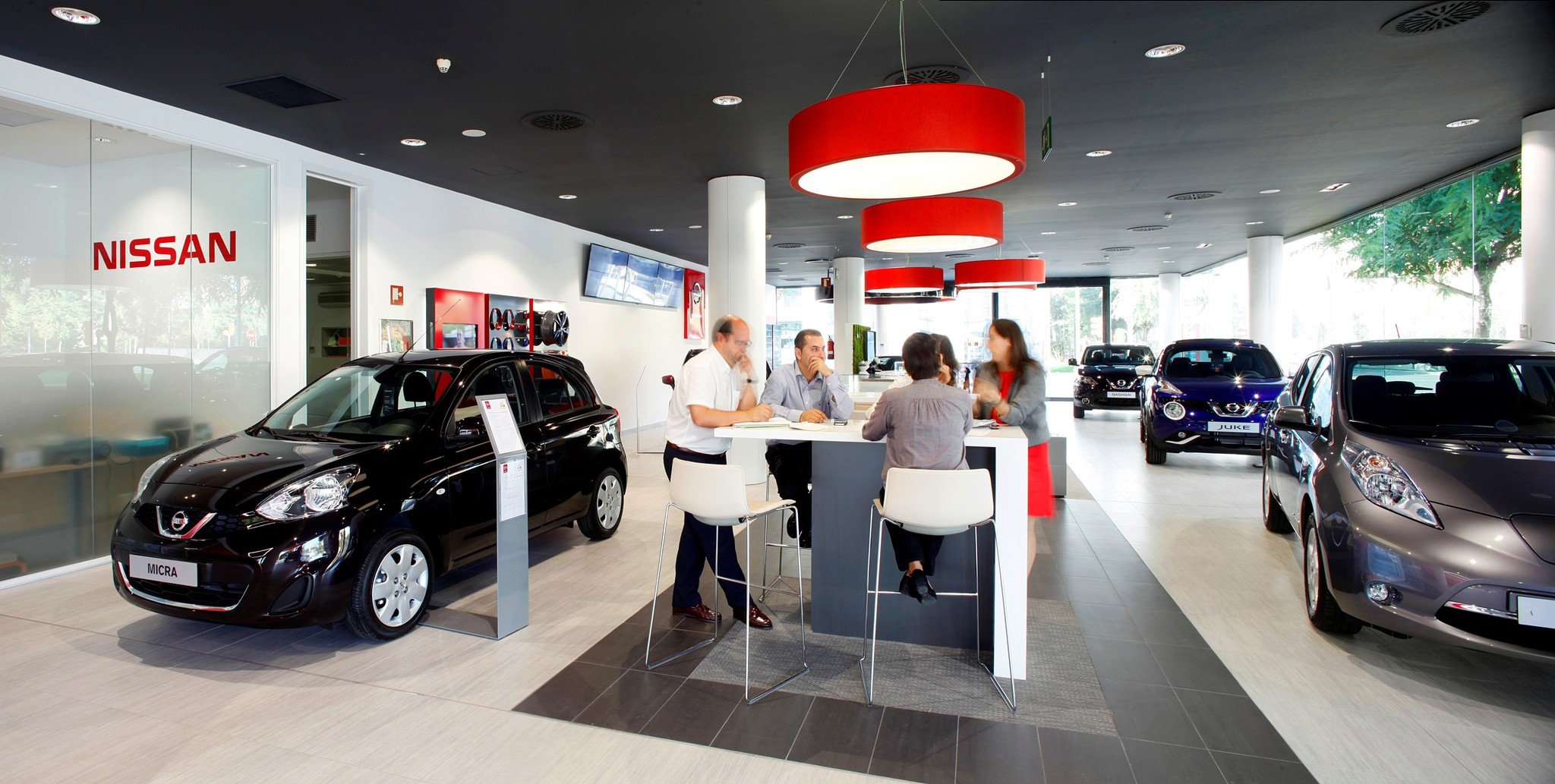 Concesionarte Nissan: fusión entre el automóvil y el arte