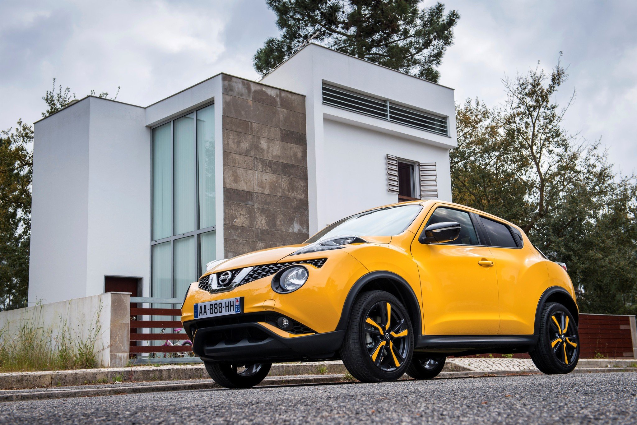 Concesionarte Nissan: fusión entre el automóvil y el arte