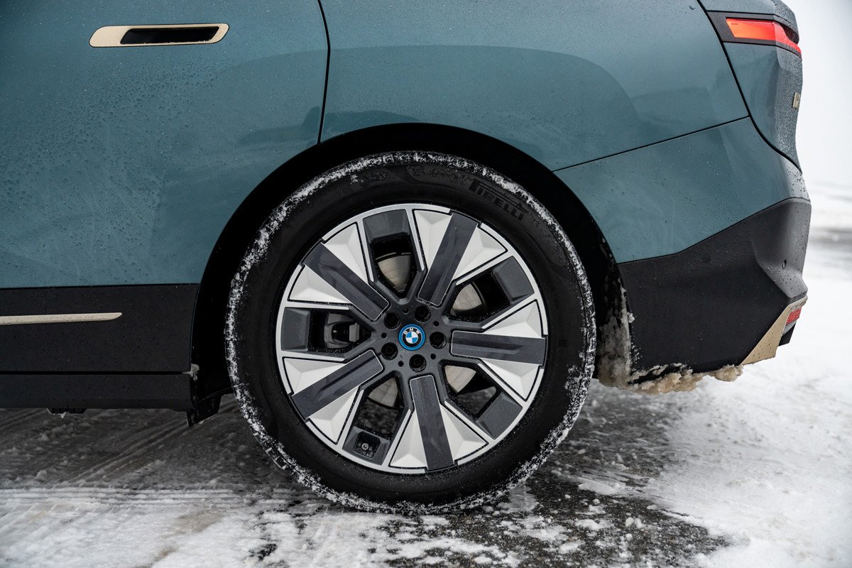 Prueba del BMW iX: SUV, eléctrico y muy tecnológico
