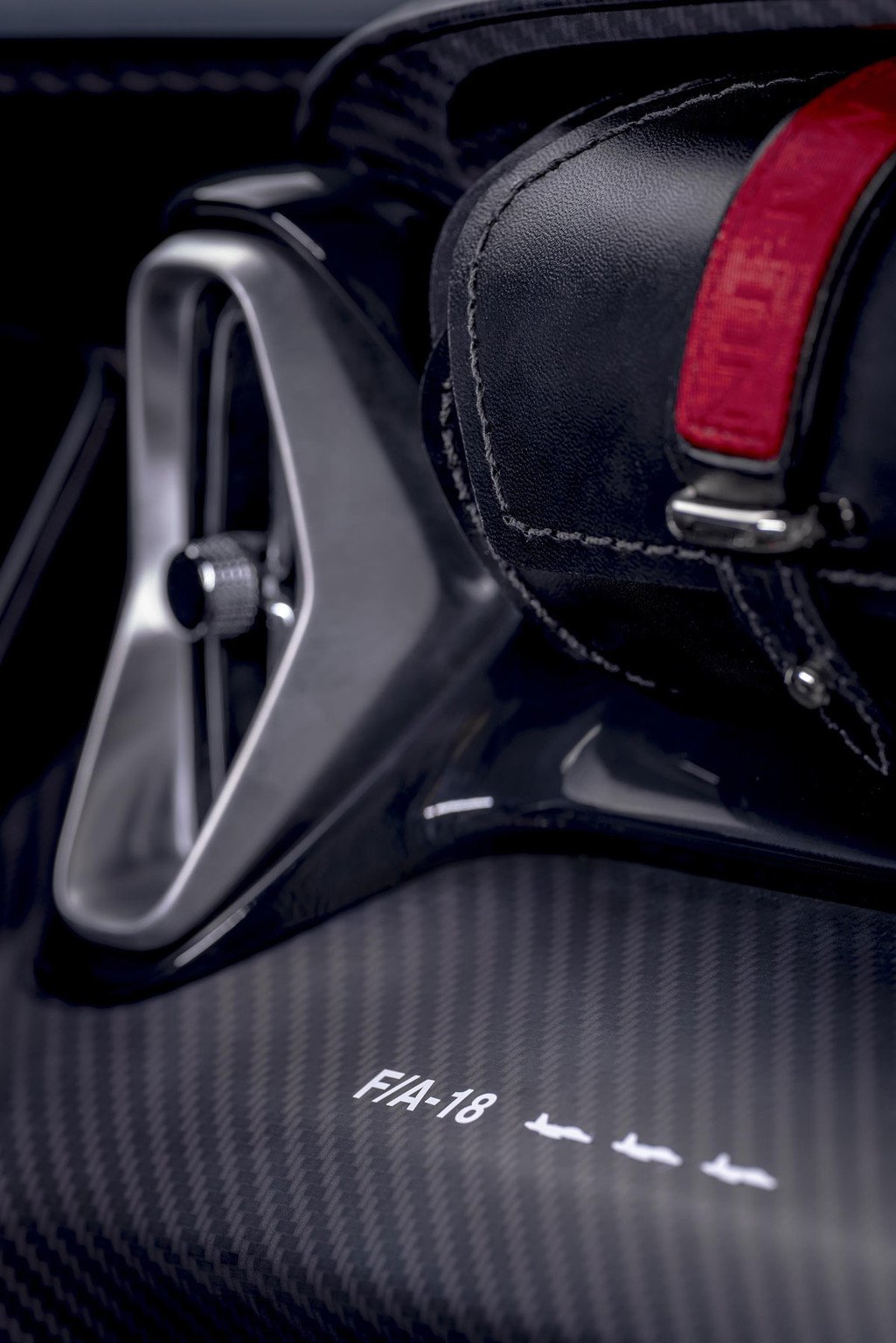 Aston Martin V12 Speedster: en edición limitada de 88 unidades
