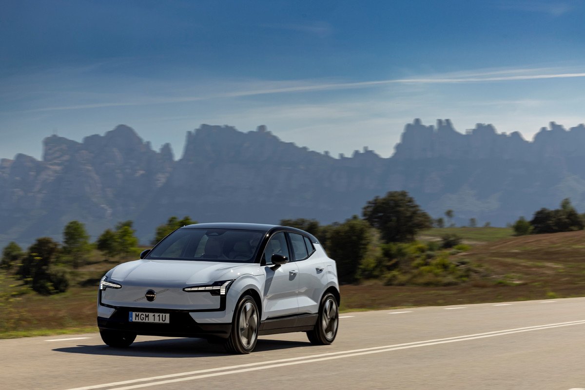 Prueba Volvo EX30: opinión, precios y datos de, ¿un coche eléctrico asequible? 