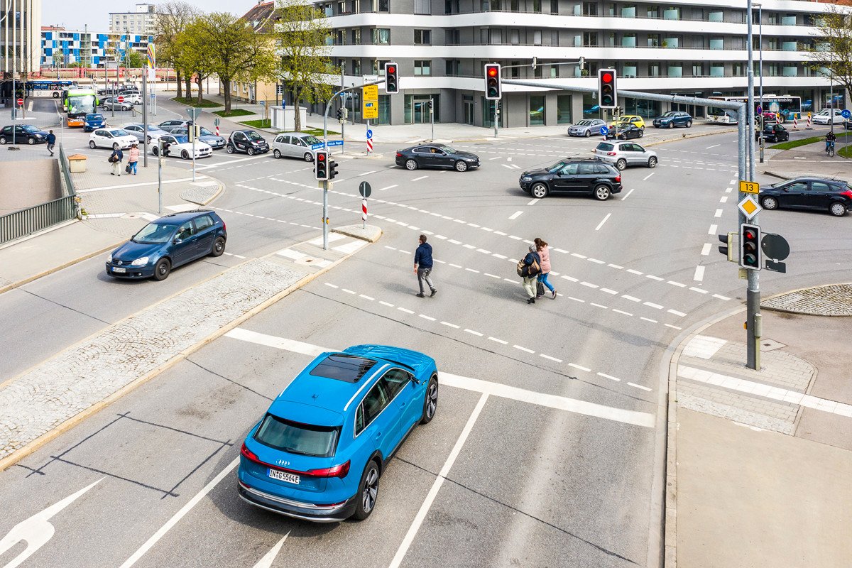Audi Traffic Light Information: la tecnología que te ayudará a pillar menos semáforos