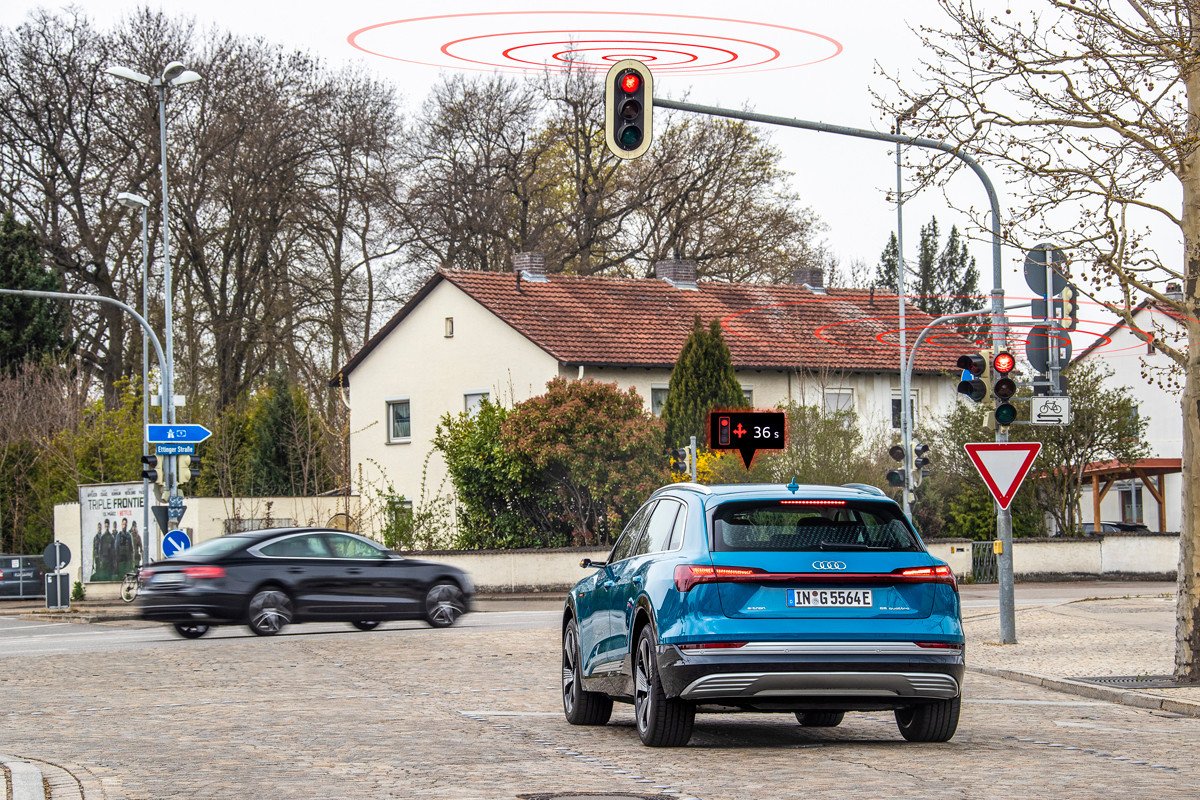 Audi Traffic Light Information: la tecnología que te ayudará a pillar menos semáforos