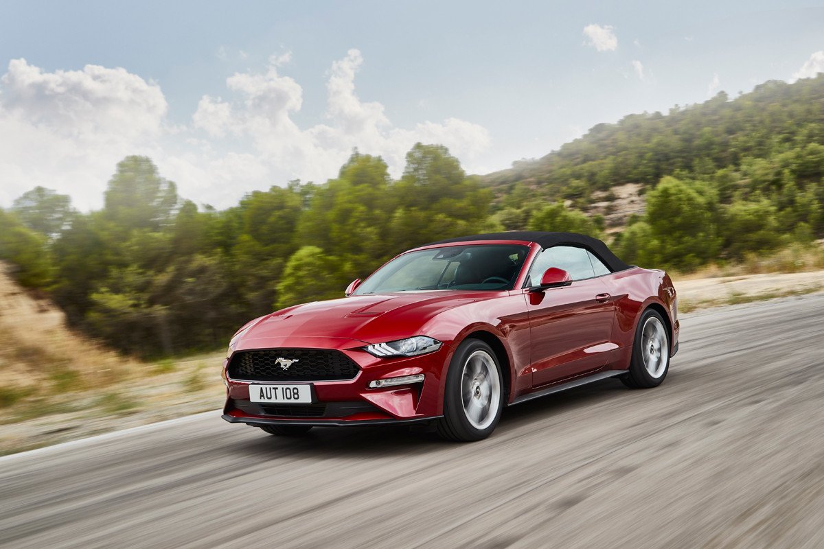 Ford Mustang 2018, cambio de imagen y más potencia