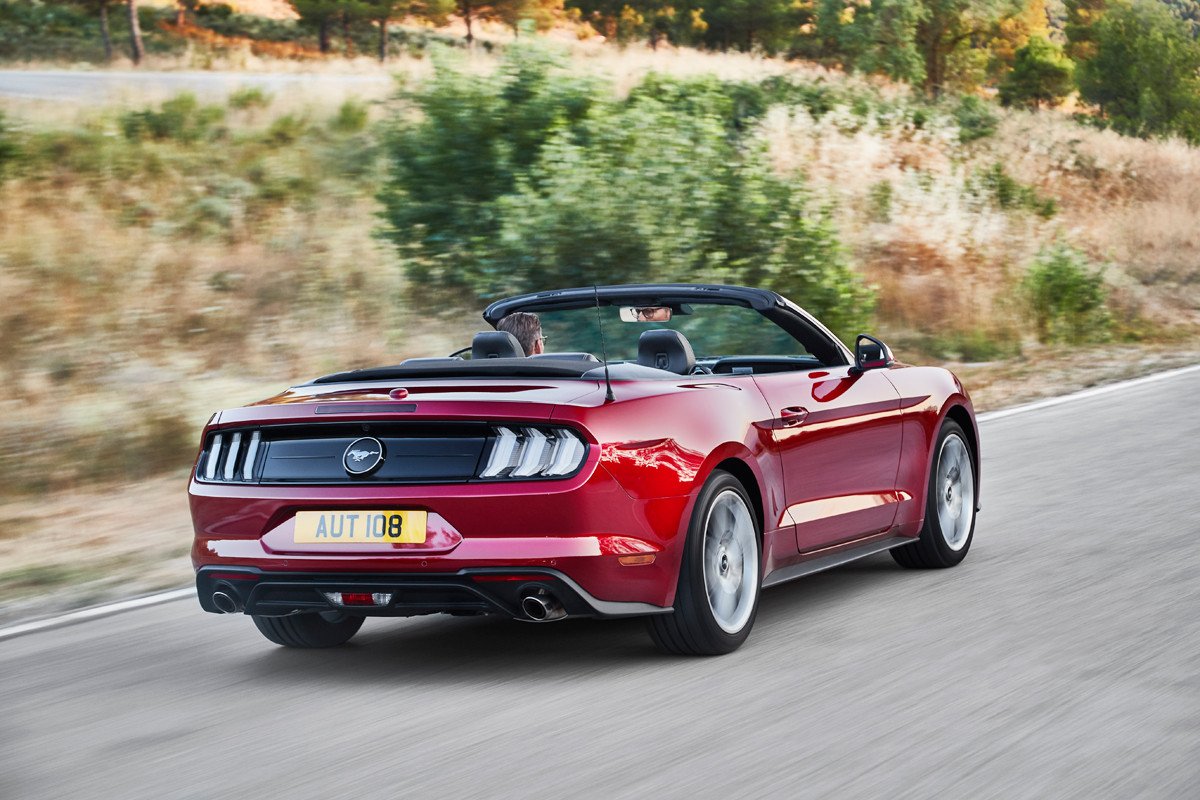 Ford Mustang 2018, cambio de imagen y más potencia