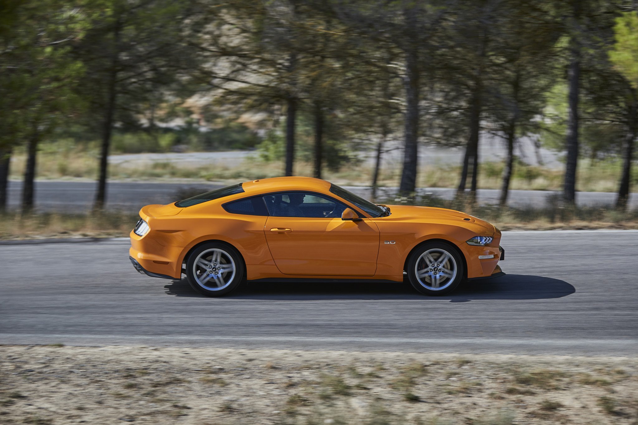 Ford Mustang 2018, cambio de imagen y más potencia