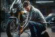 Expertos recomiendan revisar los neumáticos de la moto tras el verano