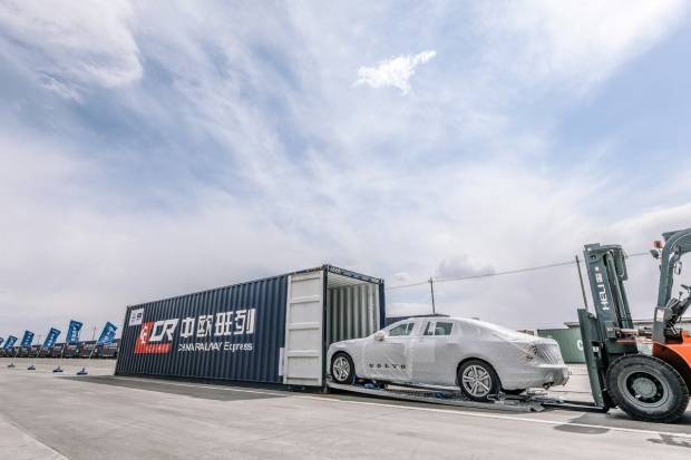 Volvo aprovecha la conexión ferroviaria China-Europa para mandar a Asia su producción