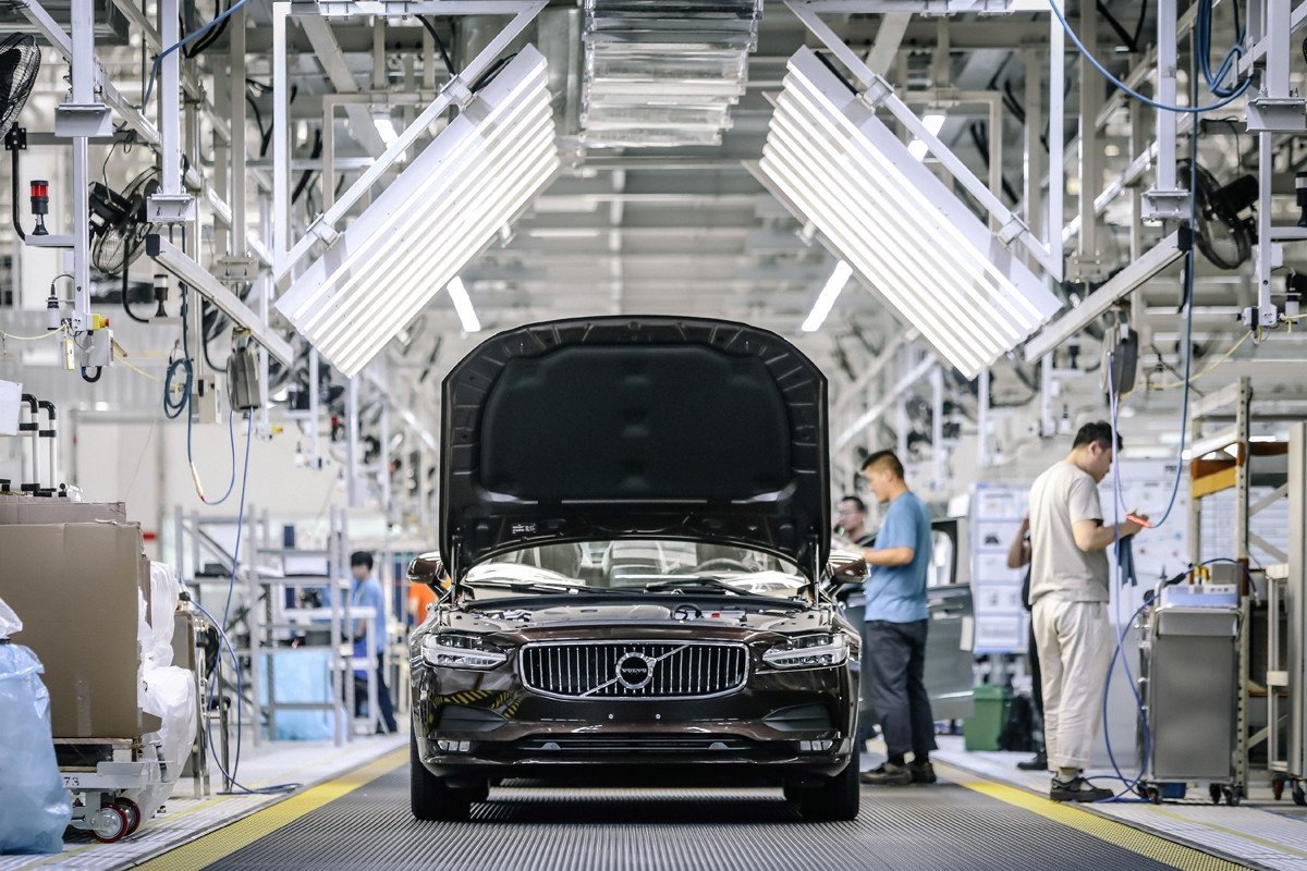 Volvo aprovecha la conexión ferroviaria China-Europa para mandar a Asia su producción