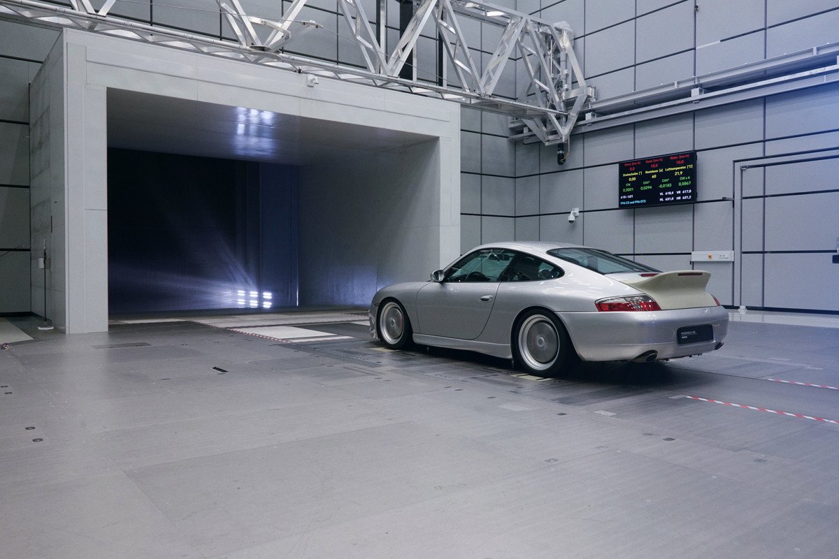 Porsche 911 Classic Club Coupe o como restaurar un clásico con el programa Sonderwunsch