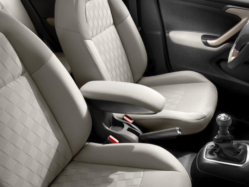 Prueba: Citroën C-Elysée, desde Vigo para todo el mundo