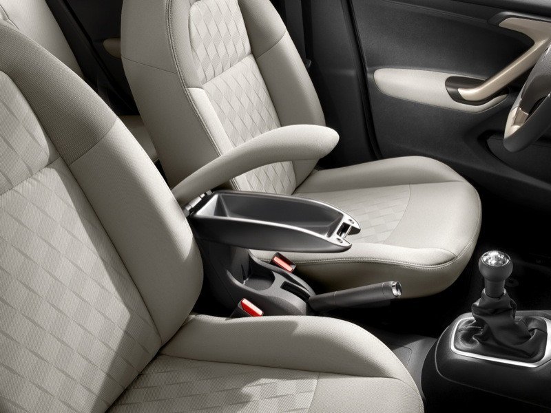Prueba: Citroën C-Elysée, desde Vigo para todo el mundo