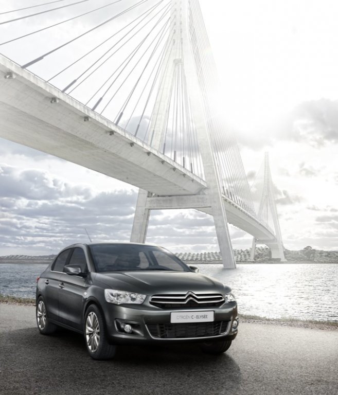 Prueba: Citroën C-Elysée, desde Vigo para todo el mundo