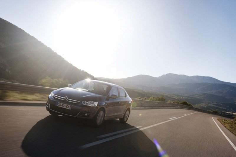 Prueba: Citroën C-Elysée, desde Vigo para todo el mundo