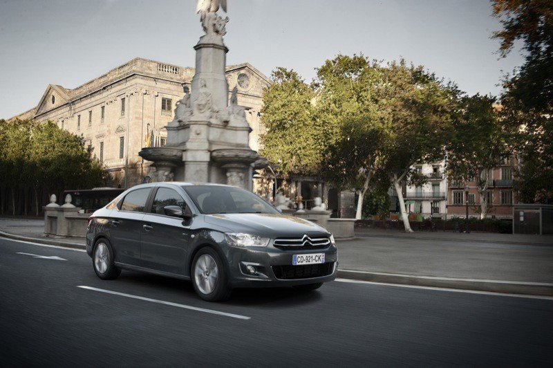 Prueba: Citroën C-Elysée, desde Vigo para todo el mundo