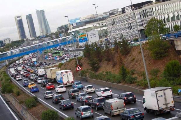 Vacaciones en coche: Toma nota de estas horas y días para evitar atascos