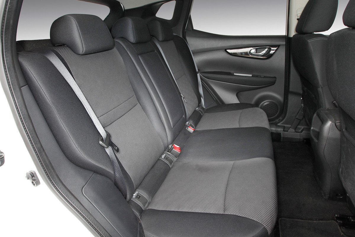 SUV vs familiar: Nissan Qashqai vs Seat León ST X-perience