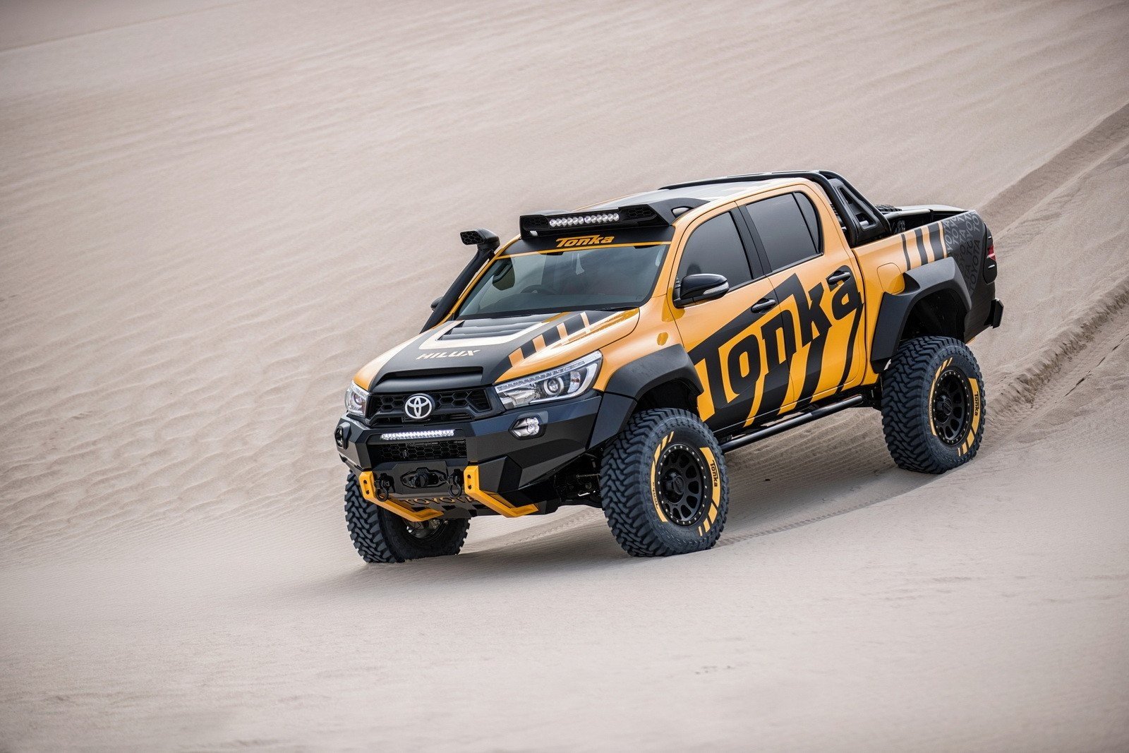 Toyota Hilux Tonka concept: el juguete de papá