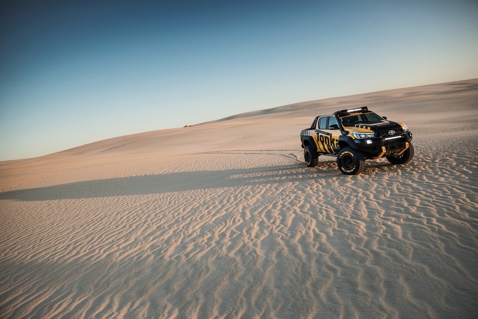 Toyota Hilux Tonka concept: el juguete de papá