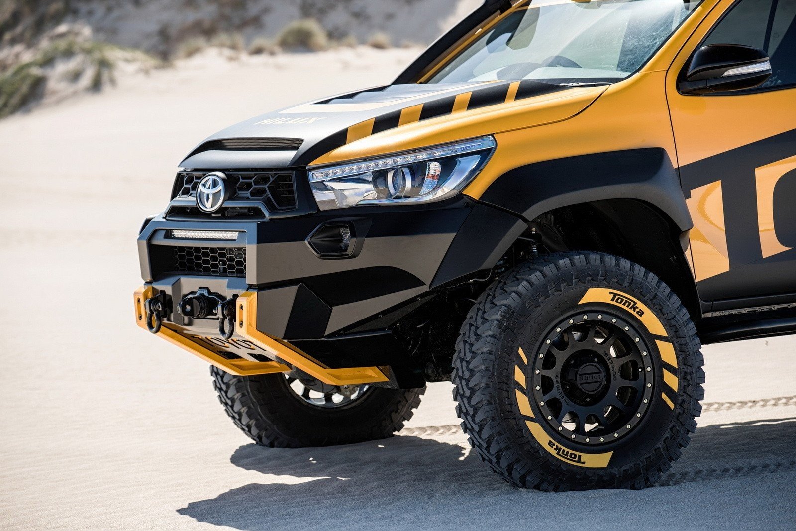 Toyota Hilux Tonka concept: el juguete de papá