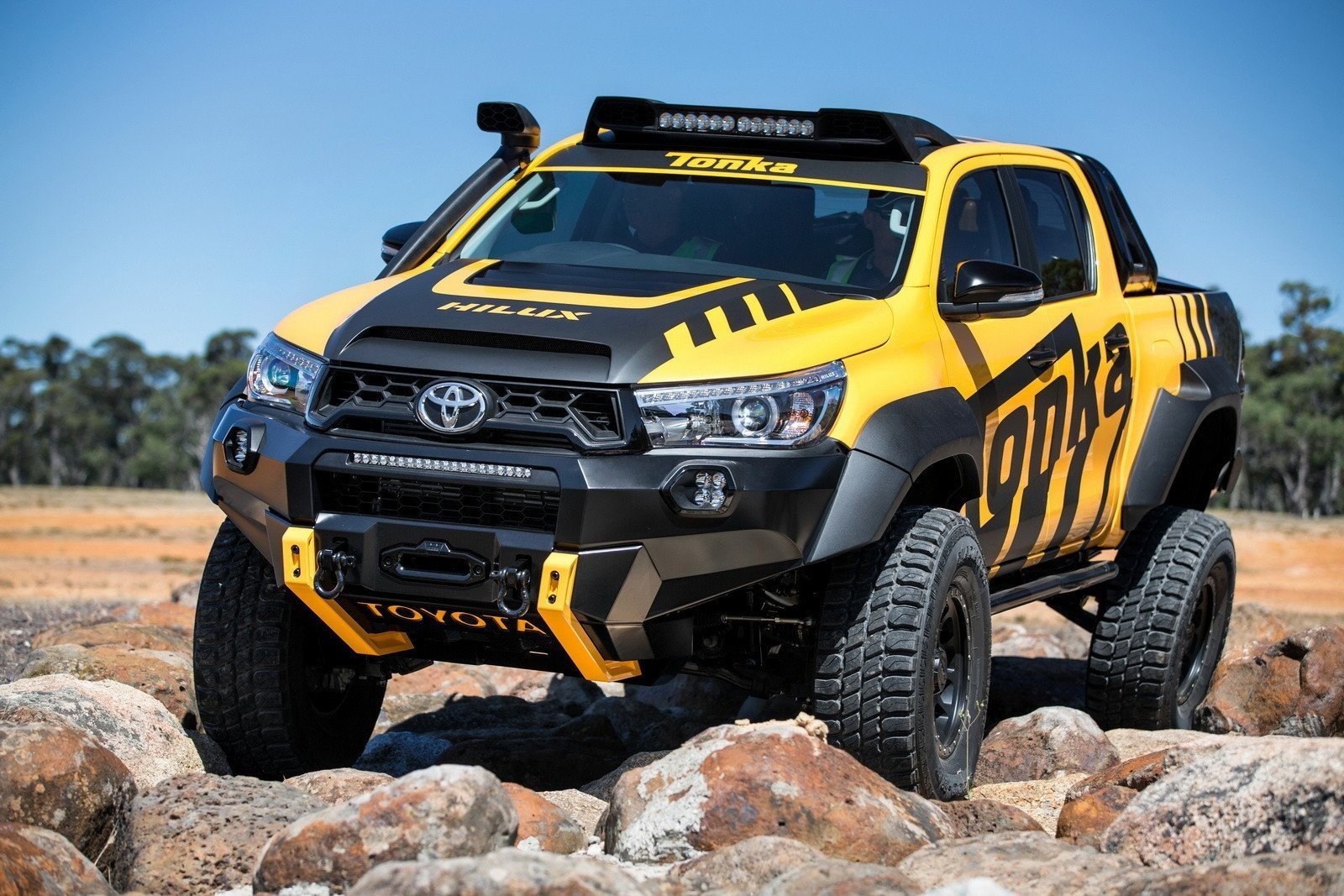 Toyota Hilux Tonka concept: el juguete de papá