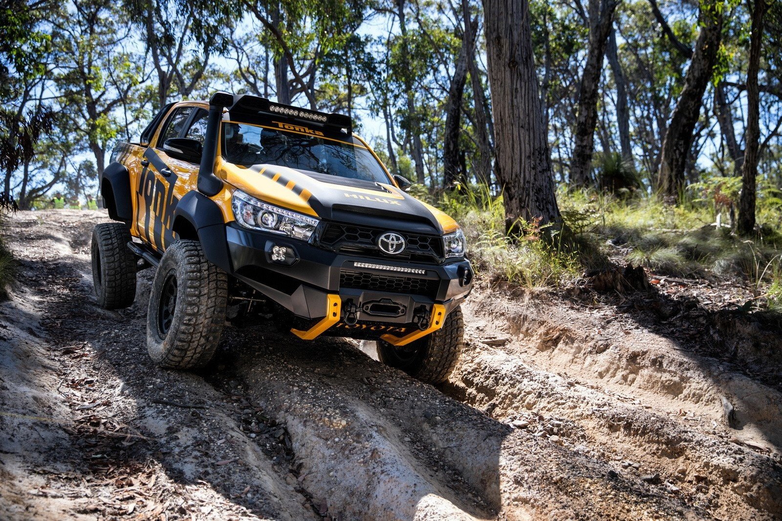 Toyota Hilux Tonka concept: el juguete de papá