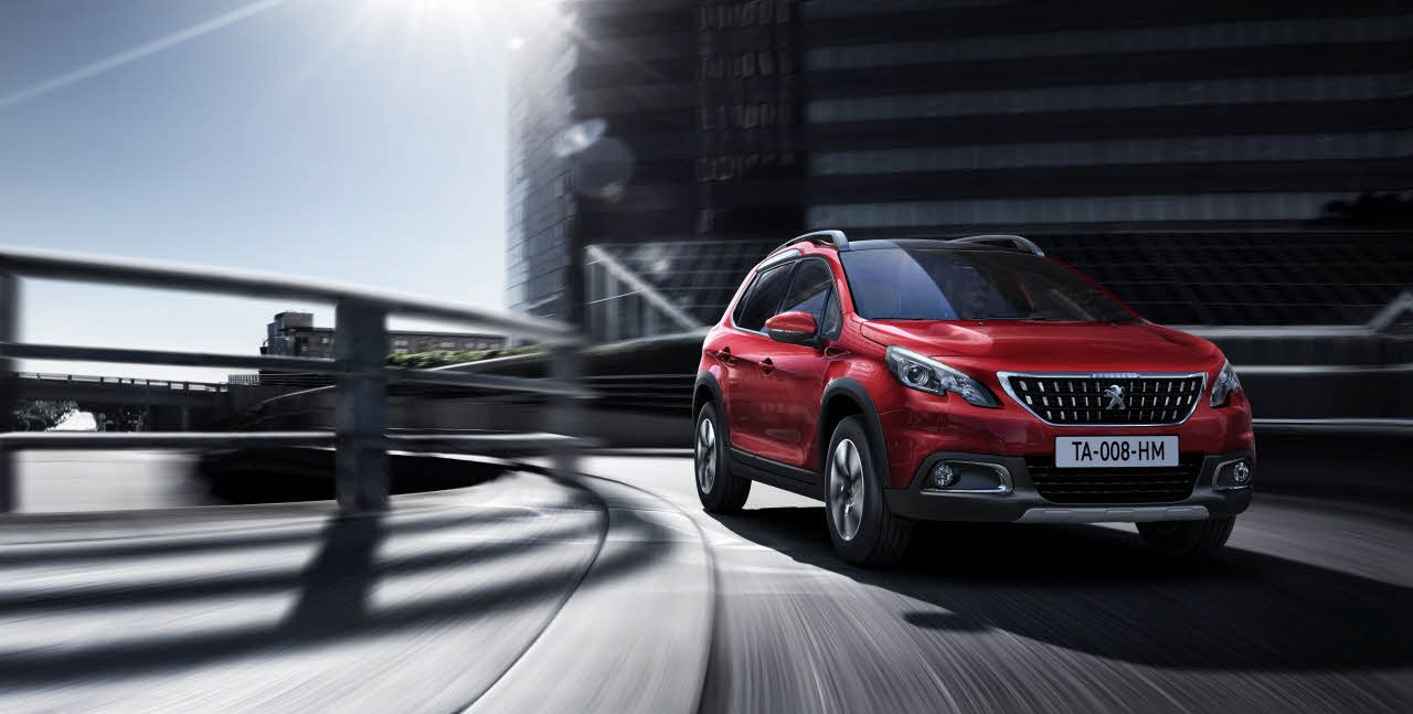 Nuevo Peugeot 2008 2016: cambios estéticos y versión GT Line