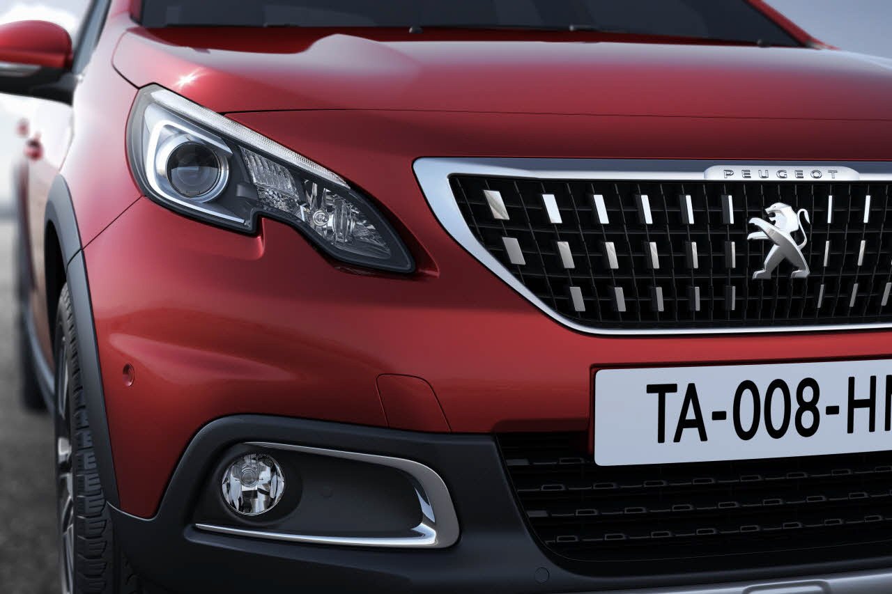 Nuevo Peugeot 2008 2016: cambios estéticos y versión GT Line