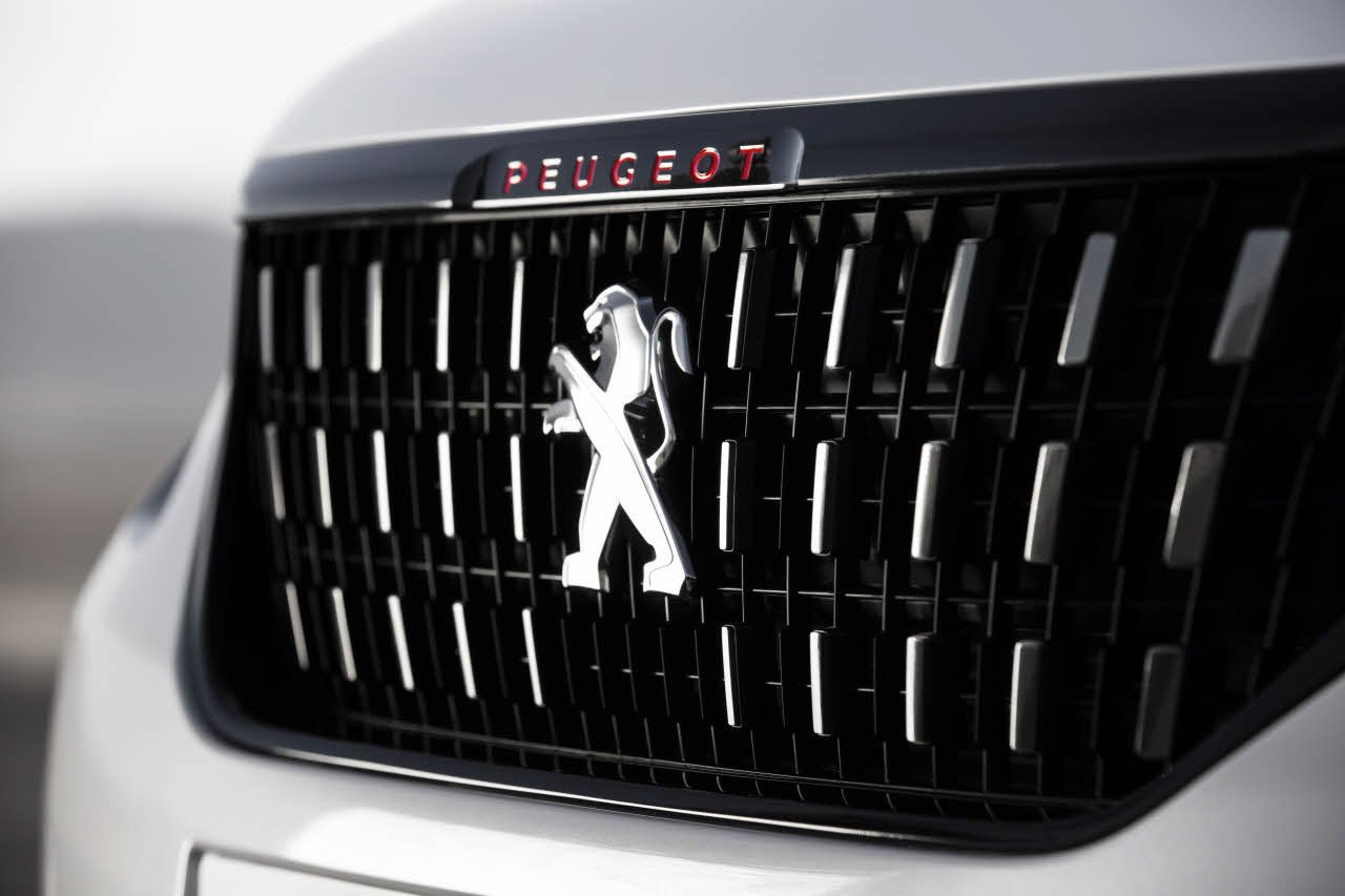 Nuevo Peugeot 2008 2016: cambios estéticos y versión GT Line