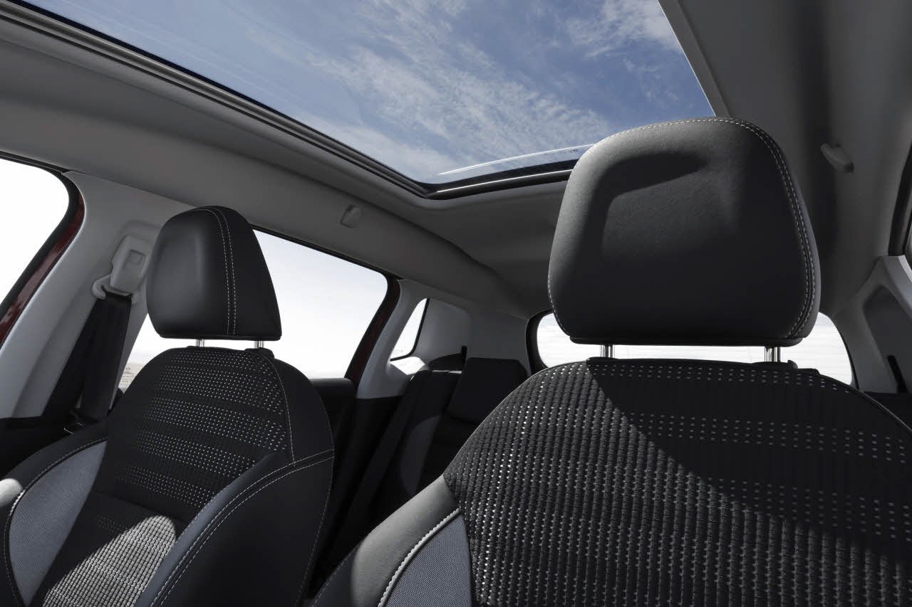 Nuevo Peugeot 2008 2016: cambios estéticos y versión GT Line