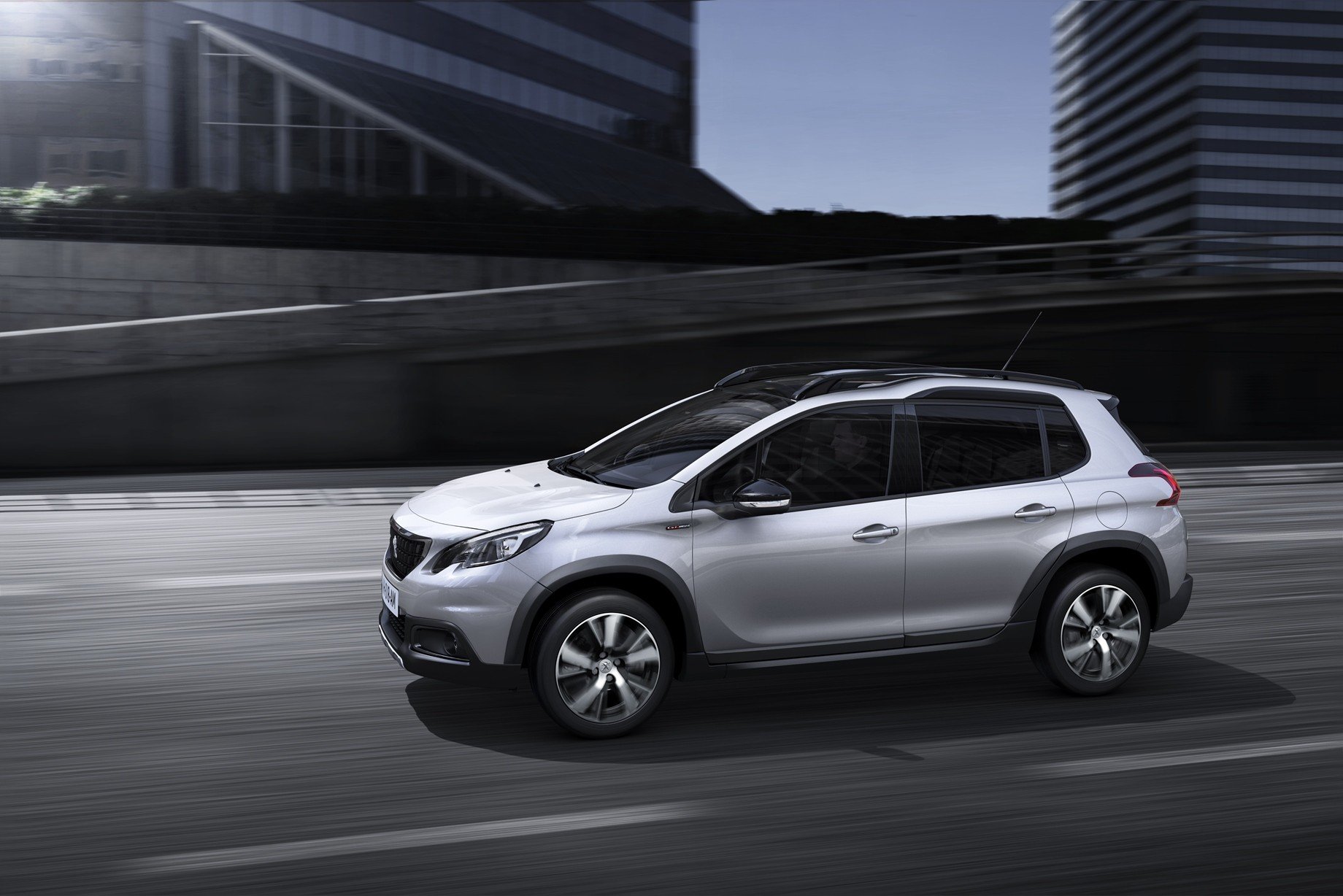 Nuevo Peugeot 2008 2016: cambios estéticos y versión GT Line