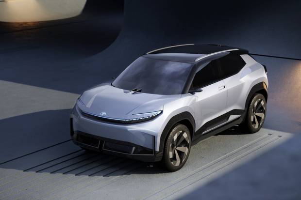 Toyota lanzará un SUV pequeño eléctrico en 2024 y aquí están sus primeras fotos