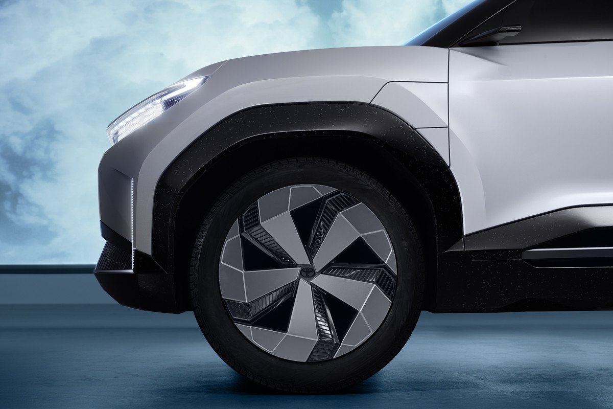 Toyota lanzará un SUV pequeño eléctrico en 2024 y aquí están sus primeras fotos