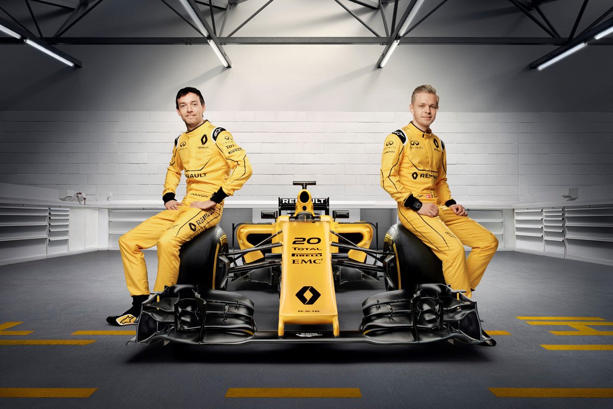 Vídeo: el nuevo Renault RS16 F1 surfea en el mar