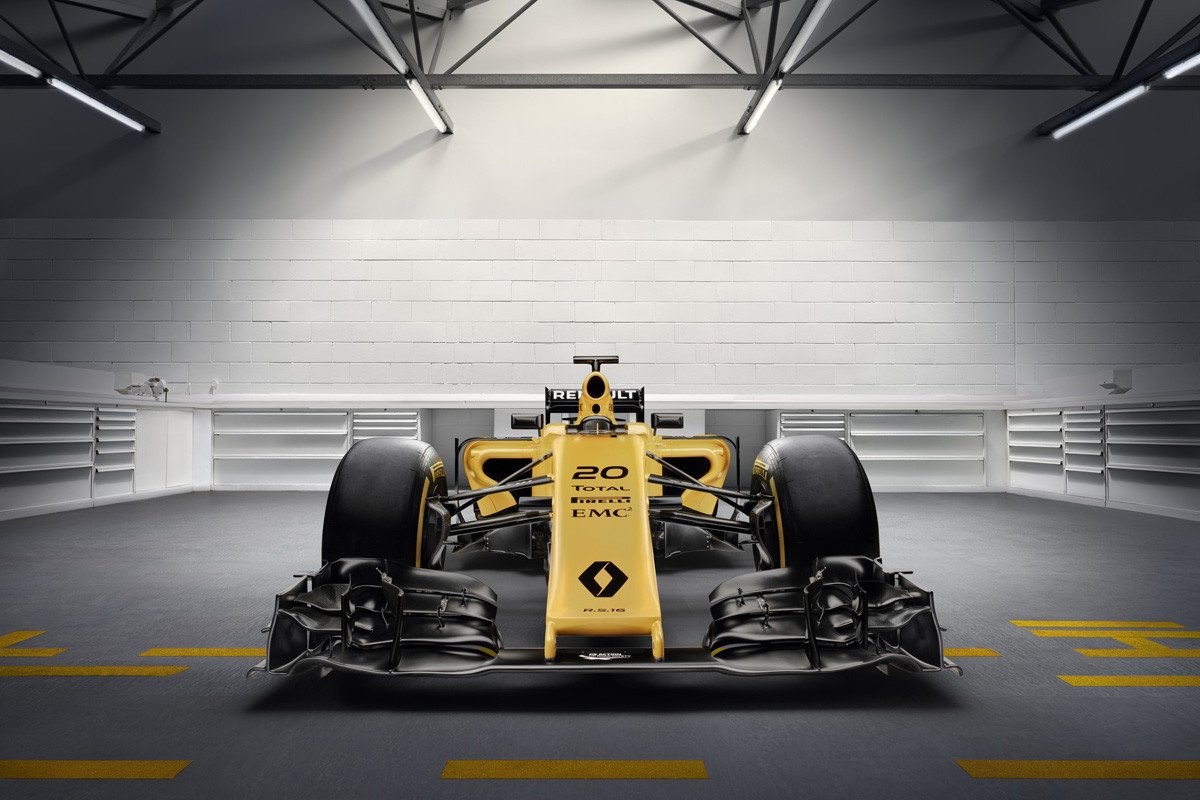 Vídeo: el nuevo Renault RS16 F1 surfea en el mar